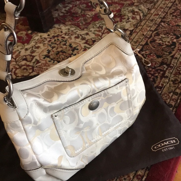 Coach Handbags - Coach Purse